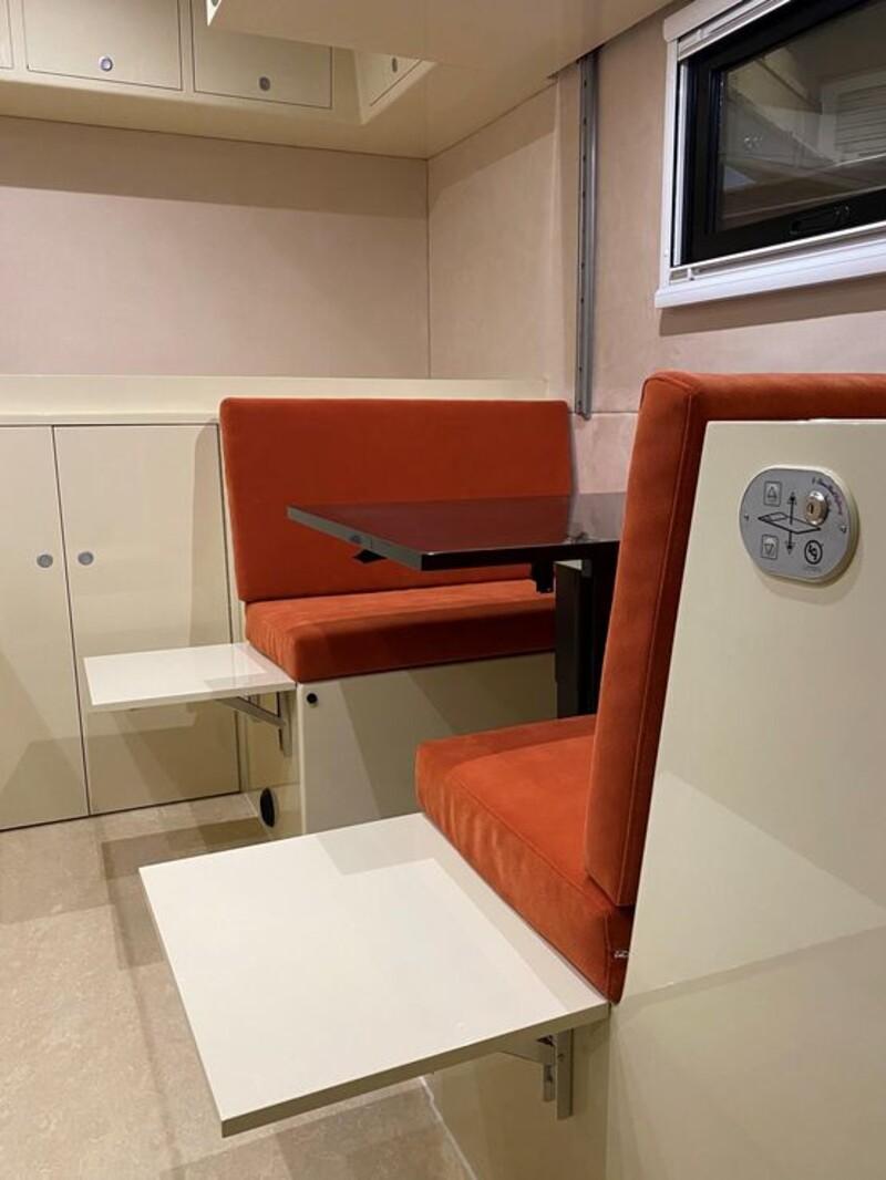 VW Crafter mit integrierter Wohnkabine