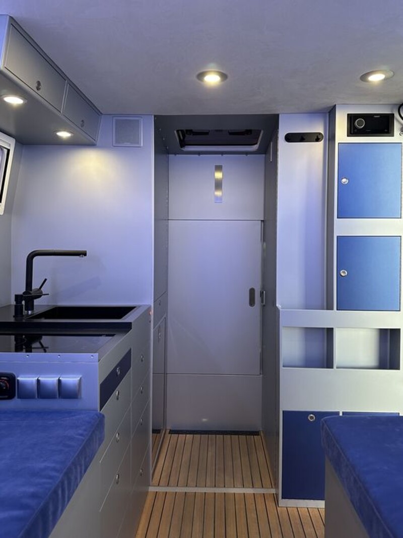 Mercedes Unimog U4023 – Ausstellungsfahrzeug