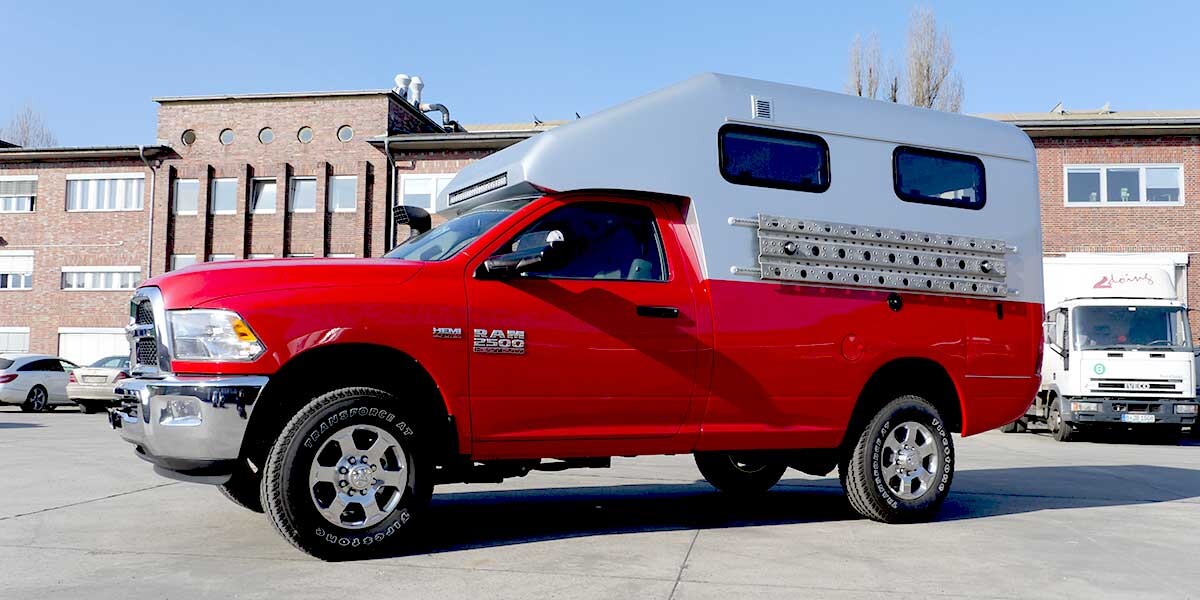 Dodge RAM 2500 mit integrierter Wohnkabine