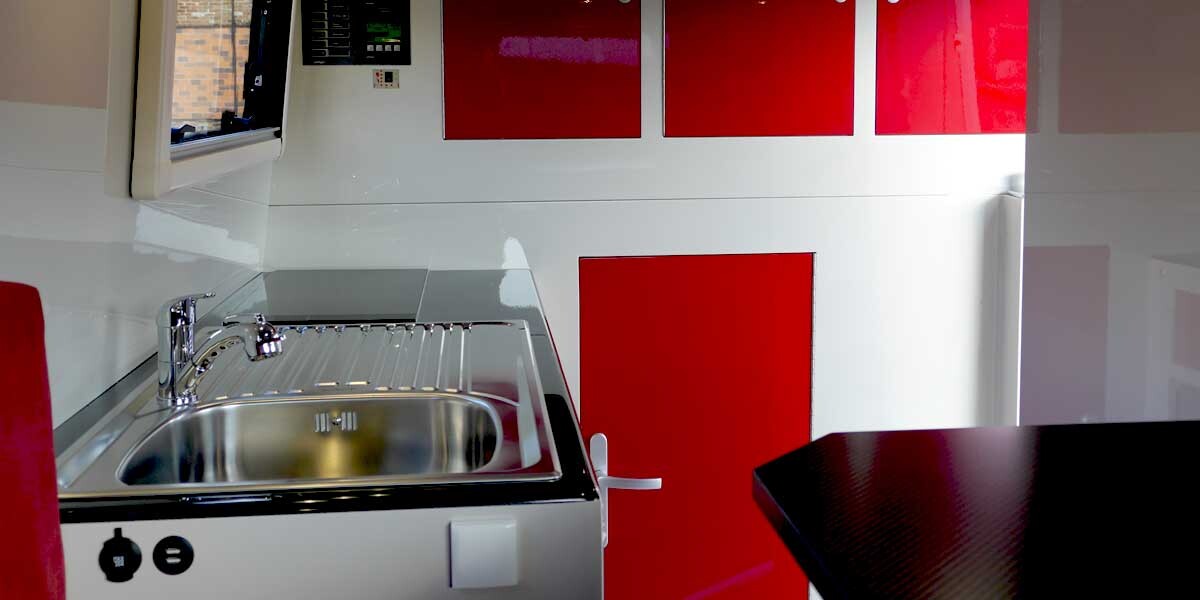 Dodge RAM 2500 mit integrierter Wohnkabine