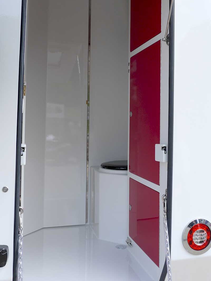 VW Amarok mit integrierter Wohnkabine