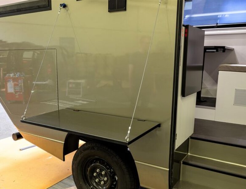 Mercedes Sprinter mit integrierter Wohnkabine