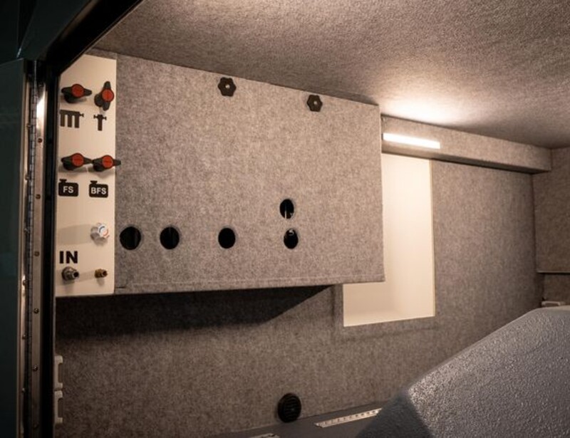 Mercedes Unimog U4023