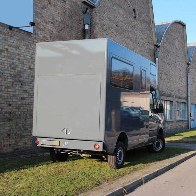 Sprinter mit integrierter Wohnkabine