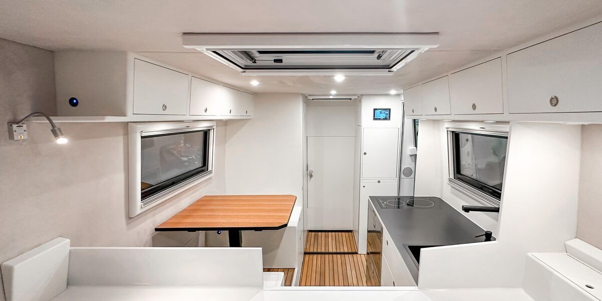 Mercedes Unimog U4023