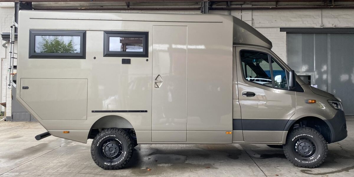 Mercedes Sprinter mit integrierter Wohnkabine